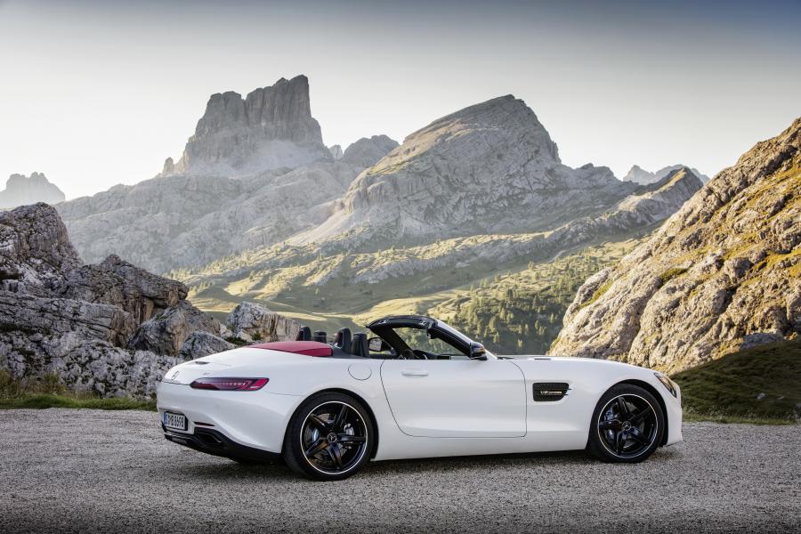  Mercedes-AMG GT Roadster 2016 года  (NA) (фото 5 из 59)